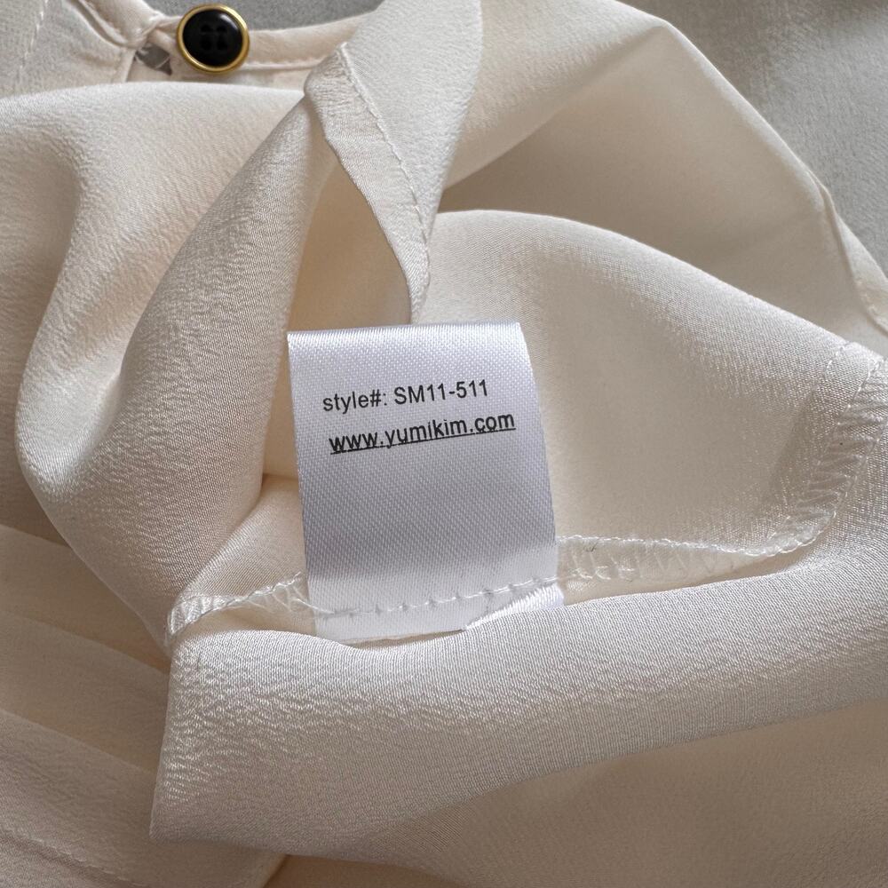 Yumi Kim S Ivory 100% Silk Pintuck Blouse 3/4 Sleeve Black Button Luxury Top - Picture 10 of 10